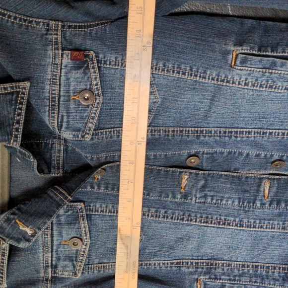 Jean Jacket - Picture 3 of 8